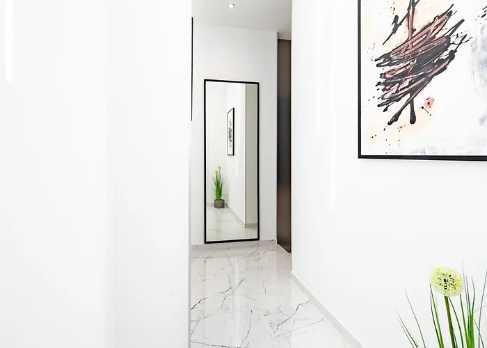 Super - Balcony - Luxy