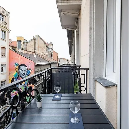 Super - Balcony - Luxy Apartment