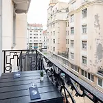 Lägenhet Super - Balcony - Luxy *