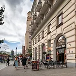 Super - Balcony - Luxy Budapest